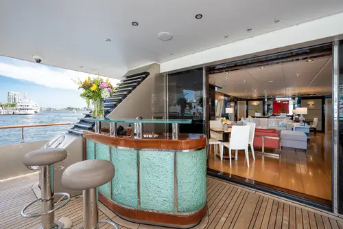 Main deck aft bar