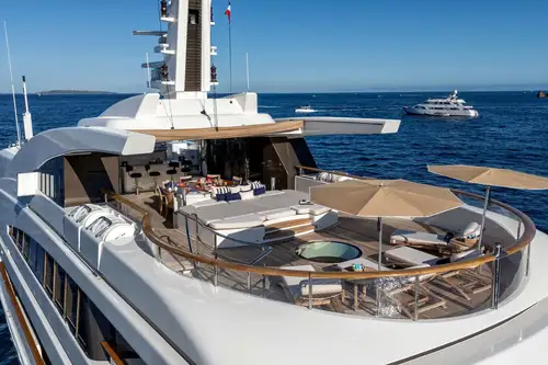 Sundeck aft seating area