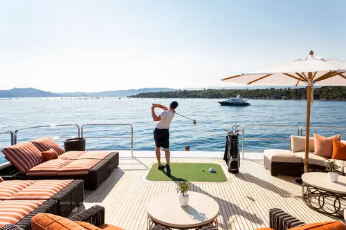 Sun deck golf