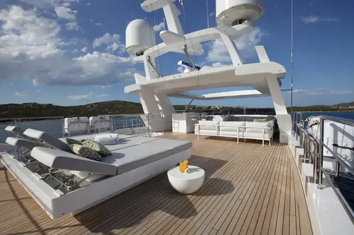 Sun deck